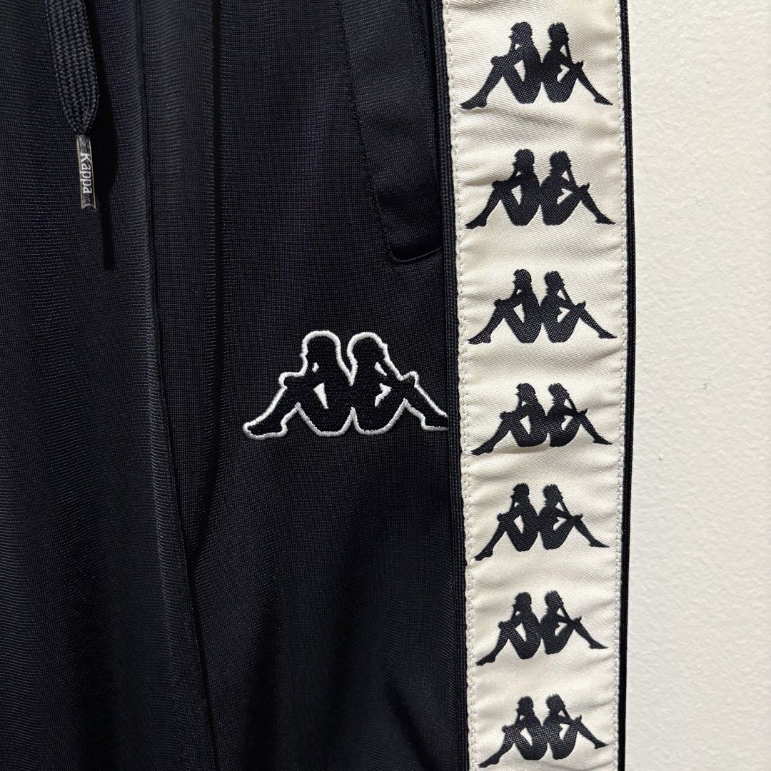 VINTAGE KAPPA SIDE TAPE PANTS (Category: Joggers) located in Manila. Submitted by AauuStin (Listing ID 1459872107, Image 2). Description: •XL •Waist32x34 L40.5 •Excellent Condition .