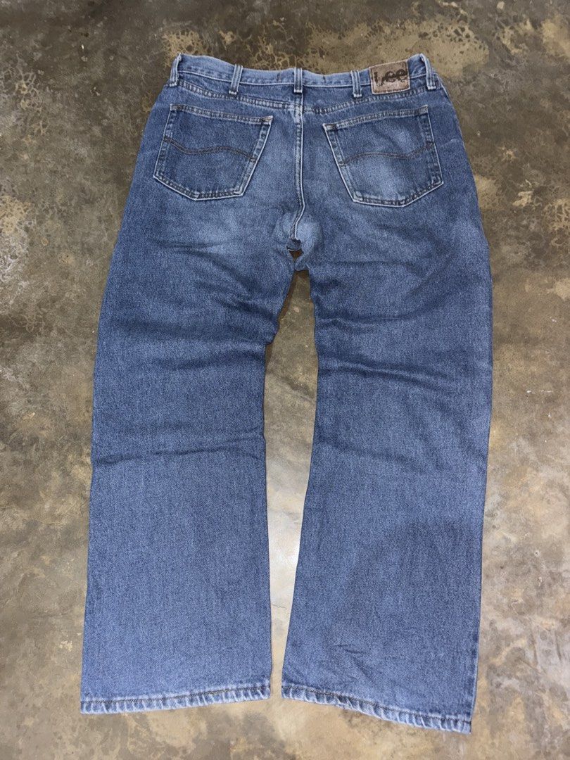VINTAGE LEE DENIM PANTS (Category: Jeans) located in San Jose. Submitted by kapitan.onixxc (Listing ID 1459832601, Image 2). Description: 36x30.