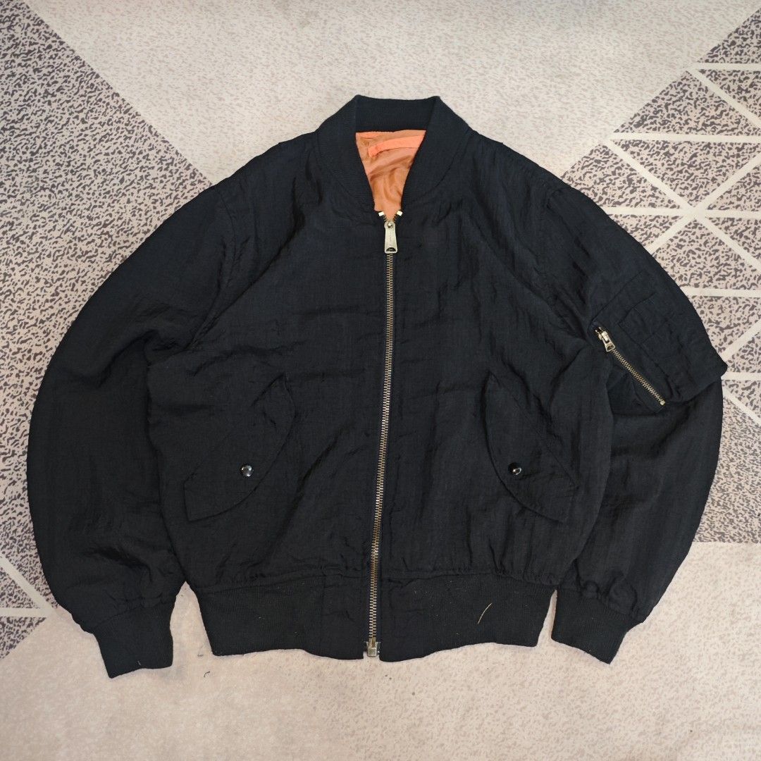 Vintage MA-1 Flight Bomber Jacket (Category: Coats, Jackets and Outerwear) located in Tanay. Submitted by polothriftedit (Listing ID 1459847227, Image 1). Description: No issue Excellent condition Color rate: 10/10 Ideal zipper Nylon material No loose stitches, no distressing dimes: width: 23.25" length: 25.5" no return, no exchange, no refund [ pwede tumawad kahit walang kasalanan ].