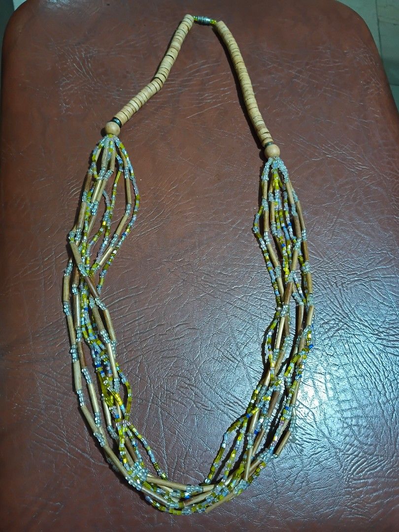 Vintage multistrand beaded necklace (Category: Other Accessories) located in Paranaque City. Submitted by 4thestate.surplusan (Listing ID 1459795826, Image 1). Description: vintage multistrand beaded necklace.