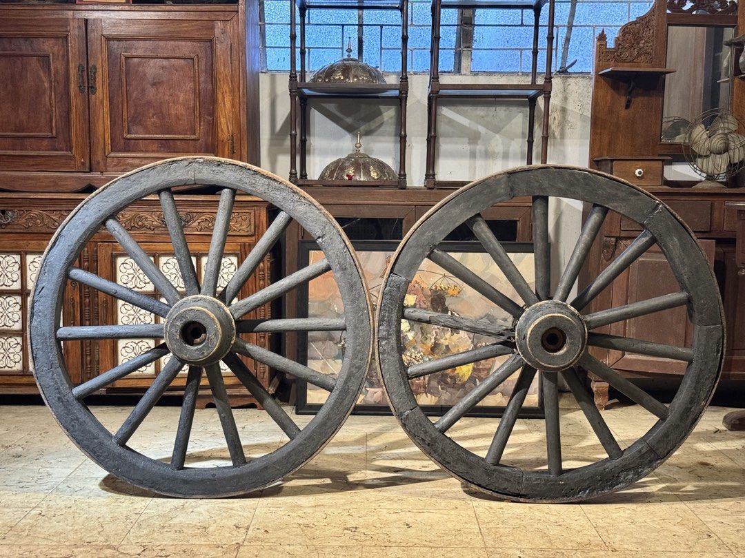 Vintage Original Kalesa Wheel (Category: Bicycles) located in Manila. Submitted by sinaunang_gamit (Listing ID 1459702786, Image 3). Description: Vintage Original Kalesa Wheel Diameter: 37 inches Thickness: 2.5 inches with its original metal encasing ₱20k for the pair.