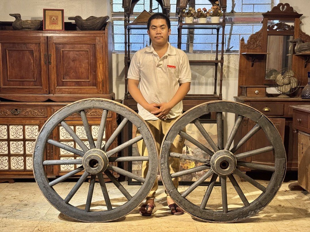 Vintage Original Kalesa Wheel (Category: Bicycles) located in Manila. Submitted by sinaunang_gamit (Listing ID 1459702786, Image 2). Description: Vintage Original Kalesa Wheel Diameter: 37 inches Thickness: 2.5 inches with its original metal encasing ₱20k for the pair.