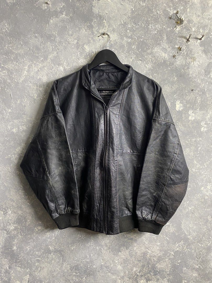 Vintage Sears Leather Jacket (Category: Coats, Jackets and Outerwear) located in Pasig City. Submitted by lumangkamisa (Listing ID 1459845379, Image 1). Description: Fits Small-Medium.