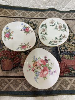 (Category: ) located in . Submitted by antiquevintage16 (Listing ID 1459771078, Image 1). Description: .