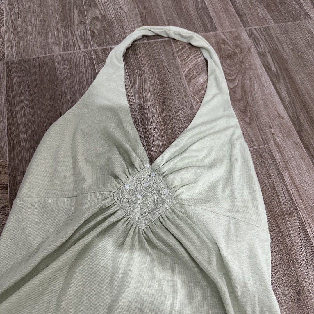 VINTAGE STYLE LIME HALTER TOP (Category: Sleeveless) located in Makati City. Submitted by champ4gnemami (Listing ID 1459741042, Image 2). Description: .