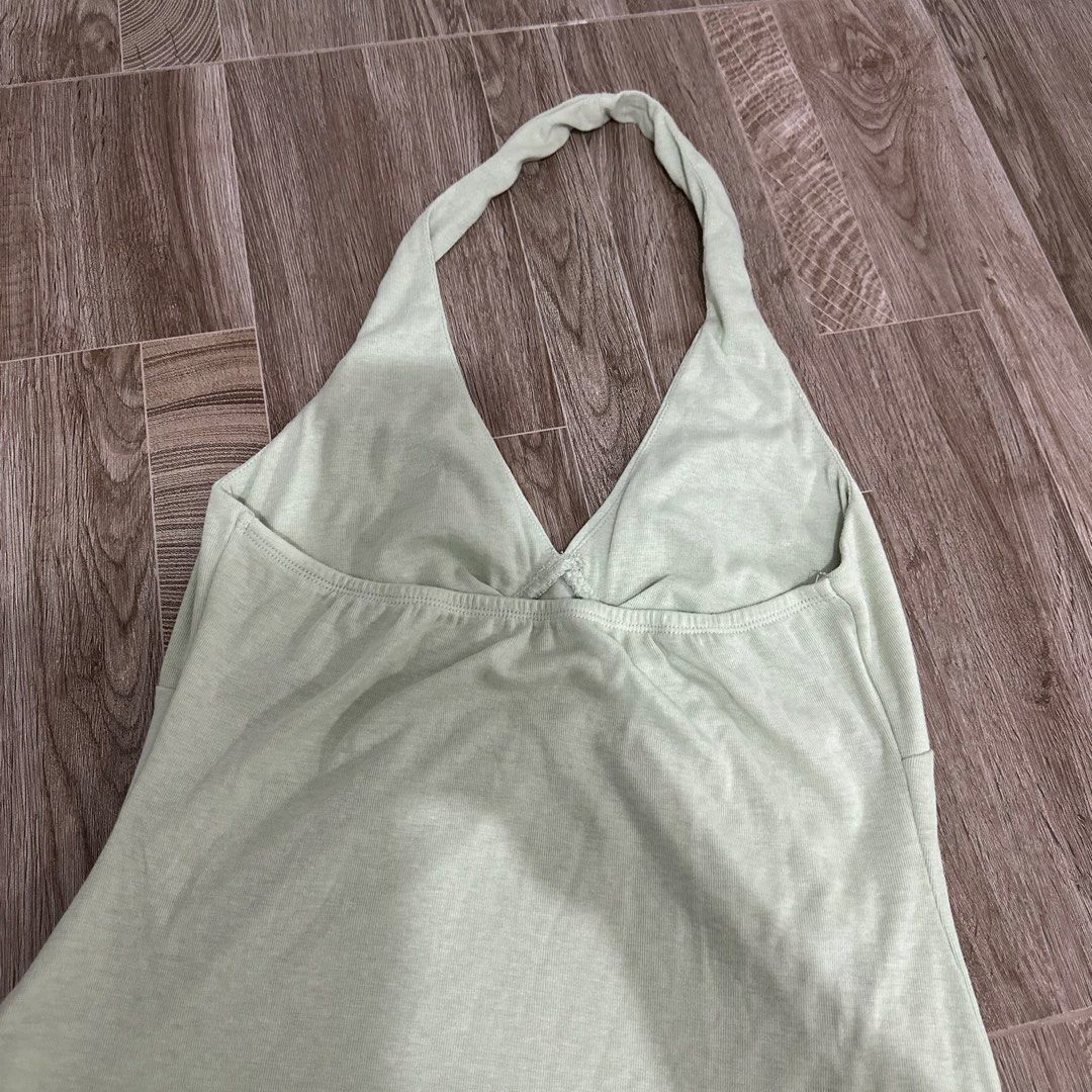 VINTAGE STYLE LIME HALTER TOP (Category: Sleeveless) located in Makati City. Submitted by champ4gnemami (Listing ID 1459741042, Image 3). Description: .