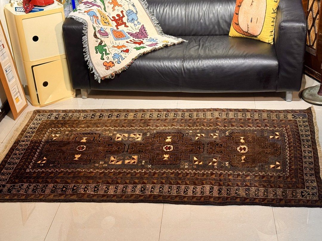 Vintage Trival Area Rug (Category: Carpets, Mats & Flooring) located in Bulacan. Submitted by rock_off.thriftshop.ph (Listing ID 1459811817, Image 2). Description: .