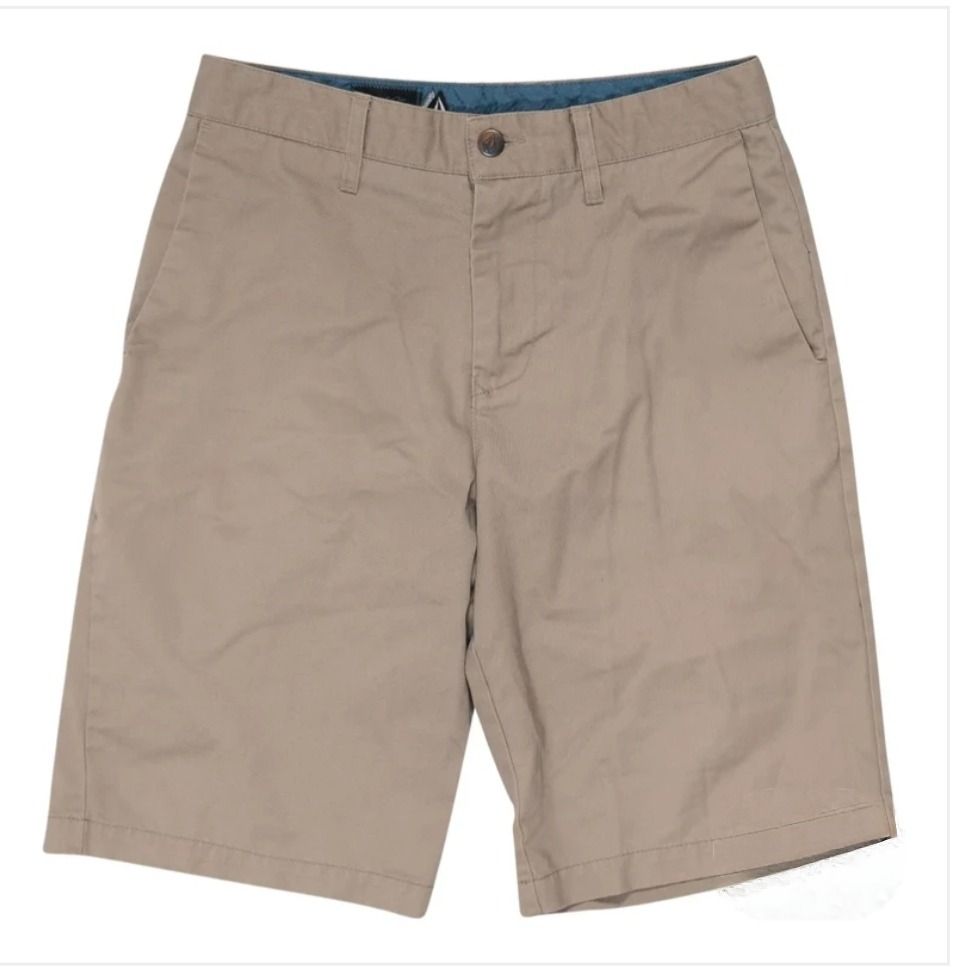 Volcom Chino Carpenter!!! Authentic/Legit (Category: Shorts) located in Dimiao. Submitted by knsclothingapparel_2025 (Listing ID 1459821297, Image 1). Description: Volcom Chino Carpenter shorts. 32 waistline dimension, like new condition balikbayan box from USA tambak sa storage box dm for more details!!!.