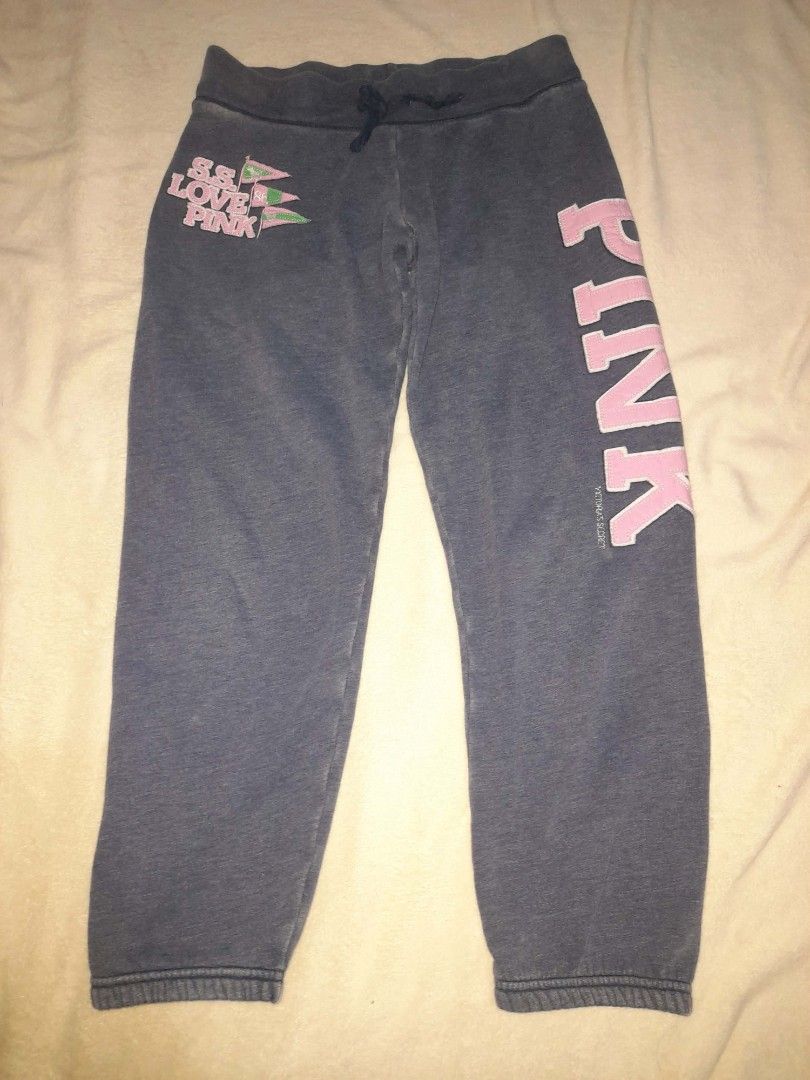 V.S PINK Low Waist Joggers (Category: Jeans) located in Cabanatuan. Submitted by luthien.thrifts.13 (Listing ID 1459739063, Image 1). Description: With flaw as you can see in the picture, the string.