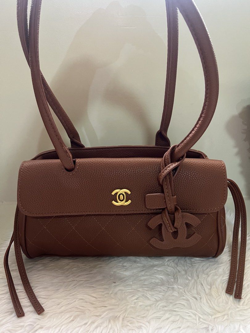 Chanel VVIP/GWP Bag (Category: Luxury Bags & Wallets) located in Teresa. Submitted by shopandsell___ (Listing ID 1459759282, Image 1). Description: -Authentic chanel VVIP/GWP Bag -Brand new ( never been used) - Bought from a reputable store selling luxury bags and VVIP Bags. - No box only dust bag RFS- Change of mind SF c/o buyer Lalamove or Lbc -To ensure safety of the bag and to preserve it's shape, for far places, I suggest shipping in a box —