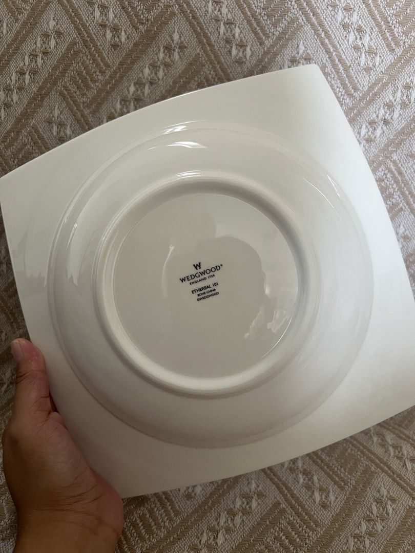Wedgwood Ethos Square Serving Bowl White (Category: Dinnerware & Cutlery) located in Cainta. Submitted by astalabista11 (Listing ID 1459709146, Image 2). Description: - Wedgwood Ethos serving bowl - Elegant white porcelain - Unique square design with a circular inner bowl - Subtle textured pattern on the rim - Comes in original box with protective packaging -bought in Japan .