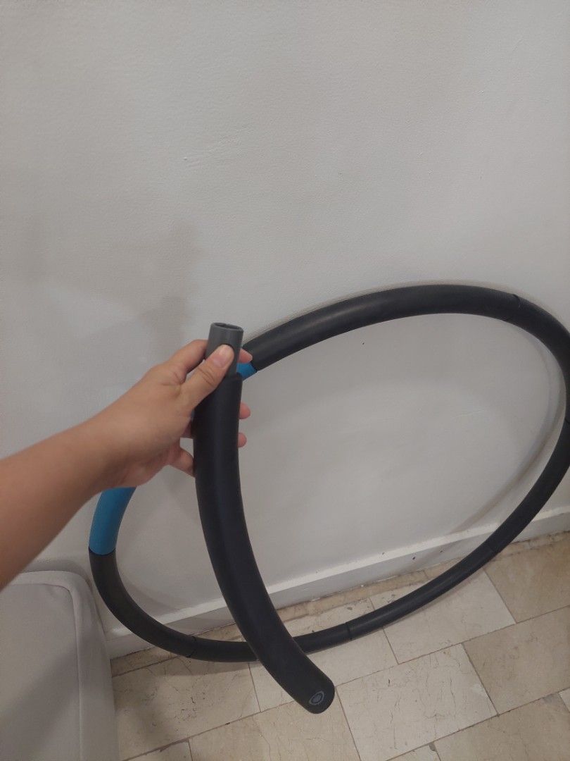Weighted 1.4kg Decathlon Hula Hoop (Category: Toning & Stretching Accessories) located in Muntinlupa City. Submitted by chanbjv (Listing ID 1459721892, Image 3). Description: - Detachable Blue and black hula hoop from Decathlon - Ideal for workouts and fitness routines - Simple to assemble and disassemble - Great for convenient home exercise.