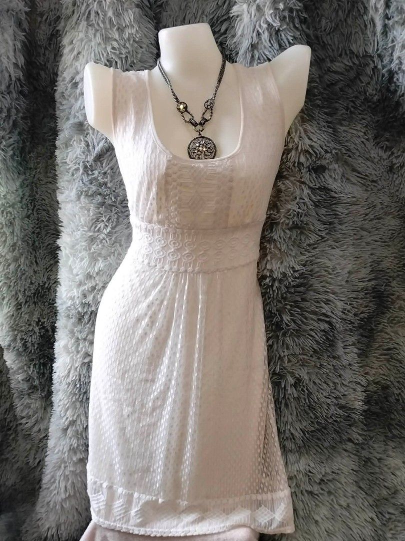 White Dress Lace Fit (Category: Dresses) located in Davao. Submitted by rea16ph48134 (Listing ID 1459791296, Image 3). Description: Max Studio Ivory Textured Lace Fit & Flare Dress – Size M. Feminine sleeveless design with beautiful textured openwork fabric, defined lace waist, and delicate ruffled hem. Perfect for casual dates, brunch, parties, or summer occasions..