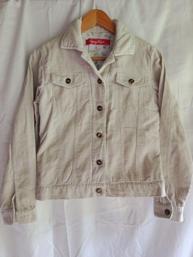 white vintage curdoroy jacket (Category: Coats, Jackets and Outerwear) located in Bontoc. Submitted by irene_banganan (Listing ID 1459858652, Image 2). Description: white vintage curdoroy jacket fits small (men), fits small-medium (womens) bust 34" | length: 24" makapal, fully lined, no stretch well made no flaws, excellent condition.
