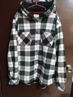 (Category: ) located in . Submitted by thriftednfound (Listing ID 1459752234, Image 1). Description: .