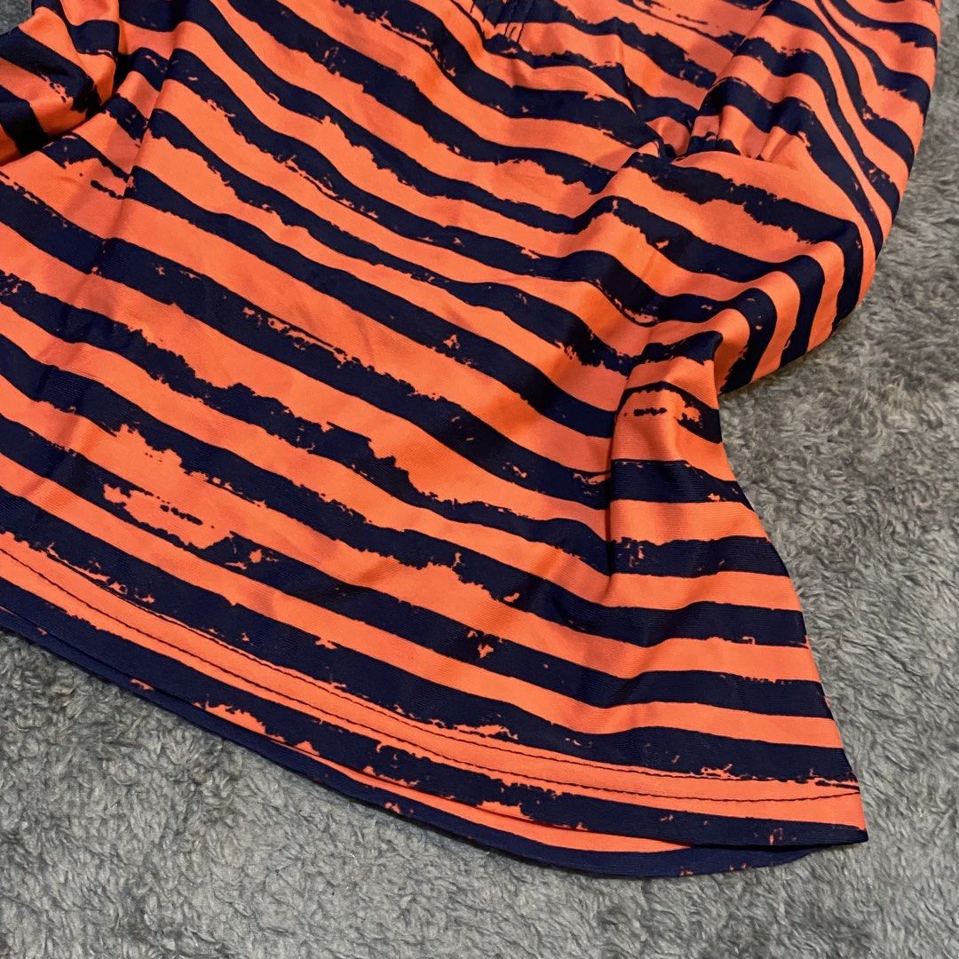 y2k patterned halter top (Category: Sleeveless) located in Manila. Submitted by findsbyanea (Listing ID 1459839087, Image 3). Description: size: xs - m condition: 10/10 — no issues.