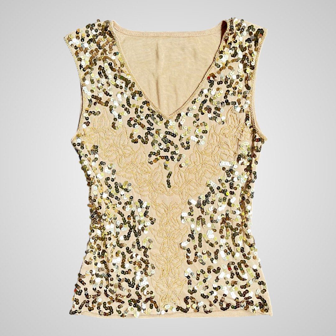 y2k Sparkly Beaded V-Neck Sleeveless Top (Category: Sleeveless) located in Calamba. Submitted by sellinggrannyscloset (Listing ID 1459799122, Image 1). Description: Y2K MESH BEADED TOP SIZE: S-M STRETCHABLE LENGTH: 20 WIDTH: 13 CONDITION: 10/10 ISSUE: X.