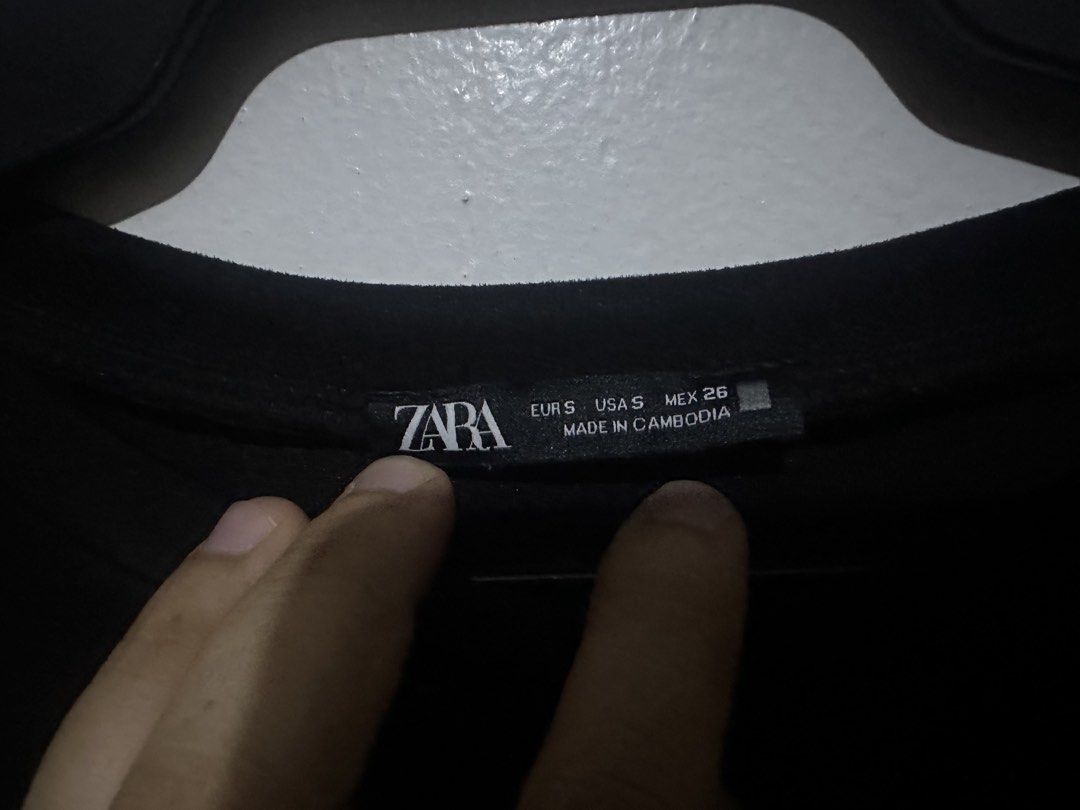 Zara Black Bedazzled shirt (Category: Shirts) located in Antipolo. Submitted by capizexport (Listing ID 1459761842, Image 3). Description: Zara black shirt with crystal Price 400 pesos Used once Size small Not thrifted No longer using .