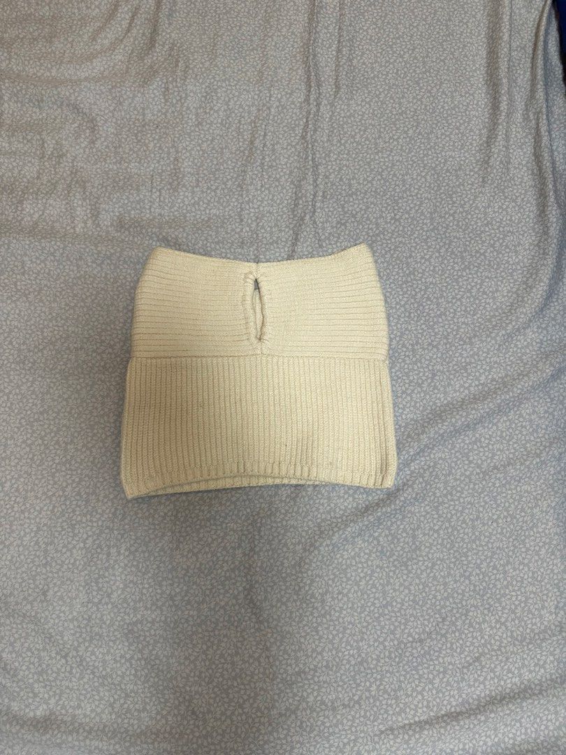 Zara Knit Tube Top (Category: Sleeveless) located in Quezon City. Submitted by brownieslover123 (Listing ID 1459875936, Image 2). Description: - was used three times - knit tube top - zara 💕💕💕.