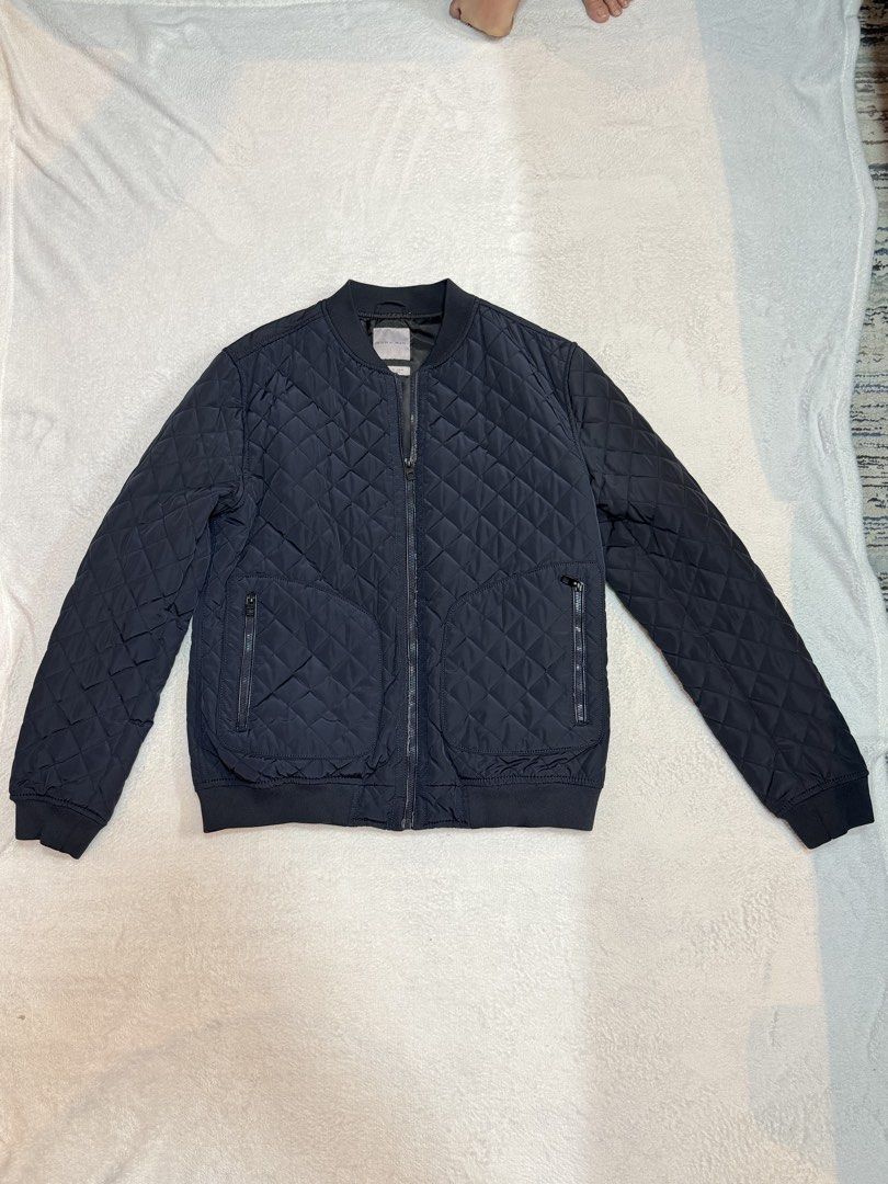 ZARA MAN JACKET (Category: Coats, Jackets and Outerwear) located in Manila. Submitted by jaimecdl (Listing ID 1459728725, Image 1). Description: .