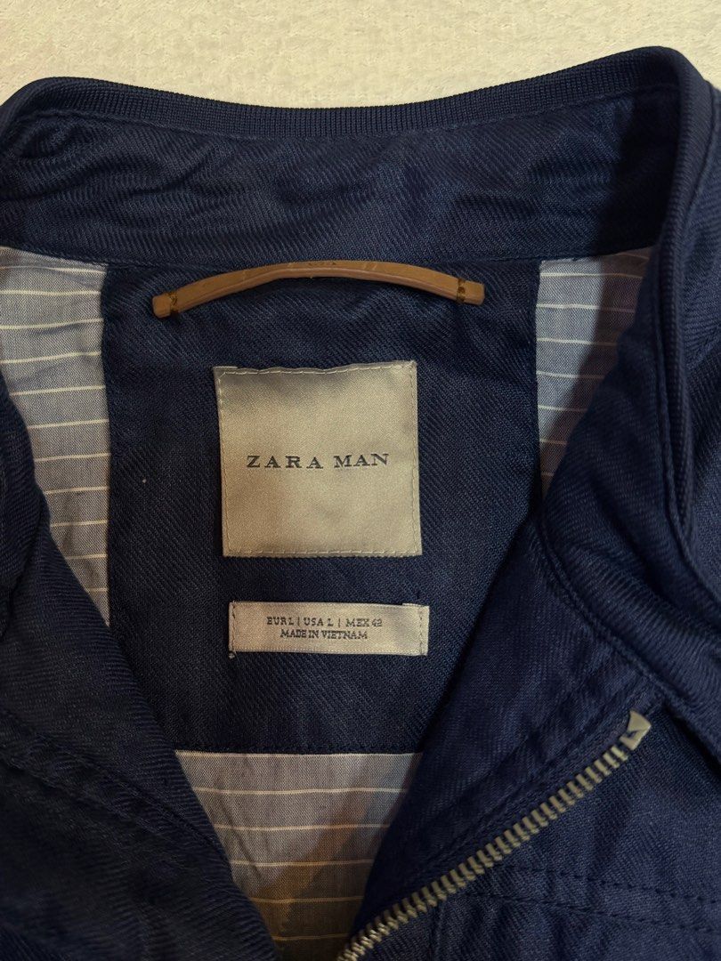 ZARA MAN JACKET (Category: Coats, Jackets and Outerwear) located in Manila. Submitted by jaimecdl (Listing ID 1459728986, Image 2). Description: .