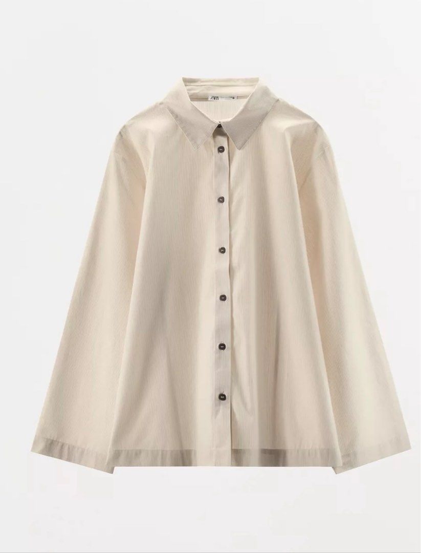 ZARA Oyster Poplin Shirt (Category: Coats, Jackets and Outerwear) located in Santa Rosa. Submitted by zrachic (Listing ID 1459825581, Image 1). Description: Original Price: 2,595 Sale price: 1,195 Size: Large.