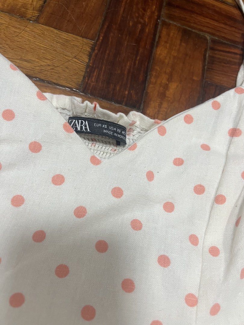 Zara Pink Polka Top (Category: Others Tops) located in Quezon City. Submitted by chloe_declutter (Listing ID 1459776725, Image 2). Description: Open to pickup/j&t delivery Cubao QC location Still available 9/26 Code: Teal Box.