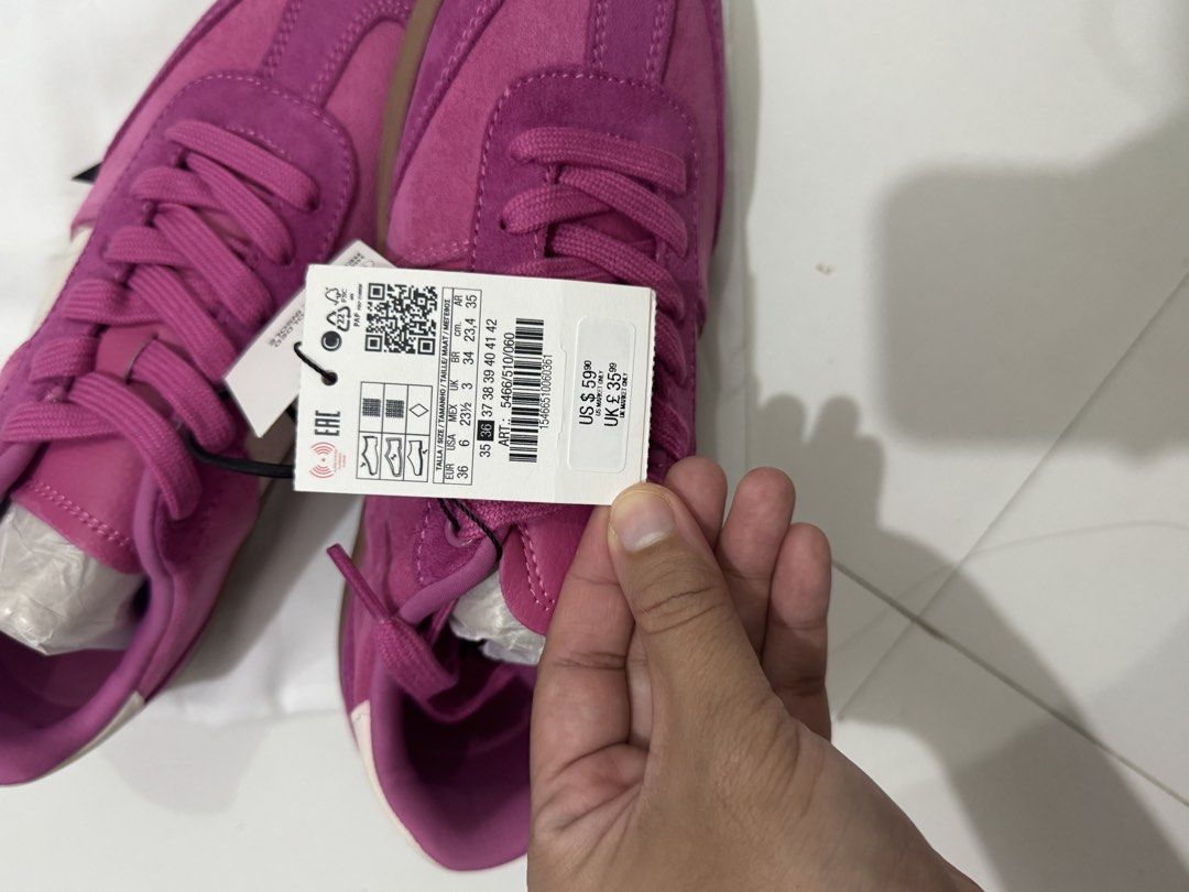 Zara Pink Shoes (Category: Sneakers) located in Manila. Submitted by ejjjjjjjt (Listing ID 1459886591, Image 3). Description: Brand new never been worn, RFS: Wrong size .