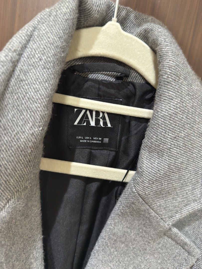 Zara Soft Coat (Category: Coats, Jackets and Outerwear) located in Manila. Submitted by chstnjmc (Listing ID 1459871070, Image 2). Description: Brand new Tag removed.