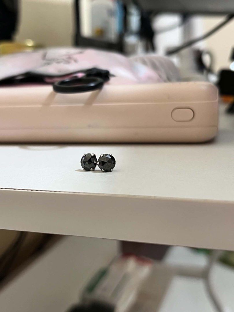 1.500 Carat Black Diamond Stud Earrings with Certificate (Category: Earrings) located in Quezon City. Submitted by theyluvyu (Listing ID 1460001488, Image 1). Description: - Total Diamond Weight: 1.500 carats - Diamond Type: Natural Black Diamonds, Rose Cut - Diamond Color: Black (not transparent) - Setting: PT900 - Metal Weight: 0.7g - Style: Stud Earrings - Authenticity: Certificate of Authenticity included.