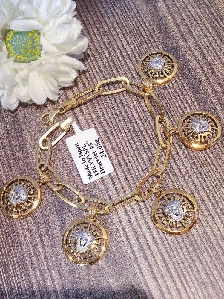 18k Japan gold versace bracelet (Category: Bracelets) located in Manila. Submitted by bhelgoldseller2ndaccount (Listing ID 1459962383, Image 1). Description: New!!✨New!!✨New!! Authentic 18k Japan Golds 💯pawnable/naisasanla 💯with high appraisal rate 💯good investment 💯Direct supplier price 👉OPEN for resellers 🌺please take time to evaluate their actual sizes and grams 👉Best panggift for all occasions ✅ Sold per grams not per piece Kya lowest 