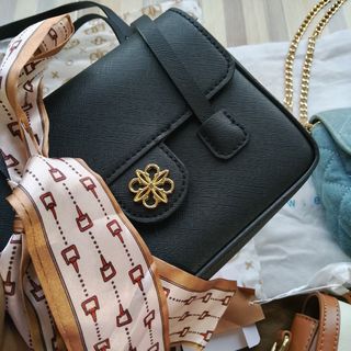 (Kategori: ) berada di . Dikirim oleh keisaaa (ID iklan 1460104703, Gambar 1). Deskripsi: .