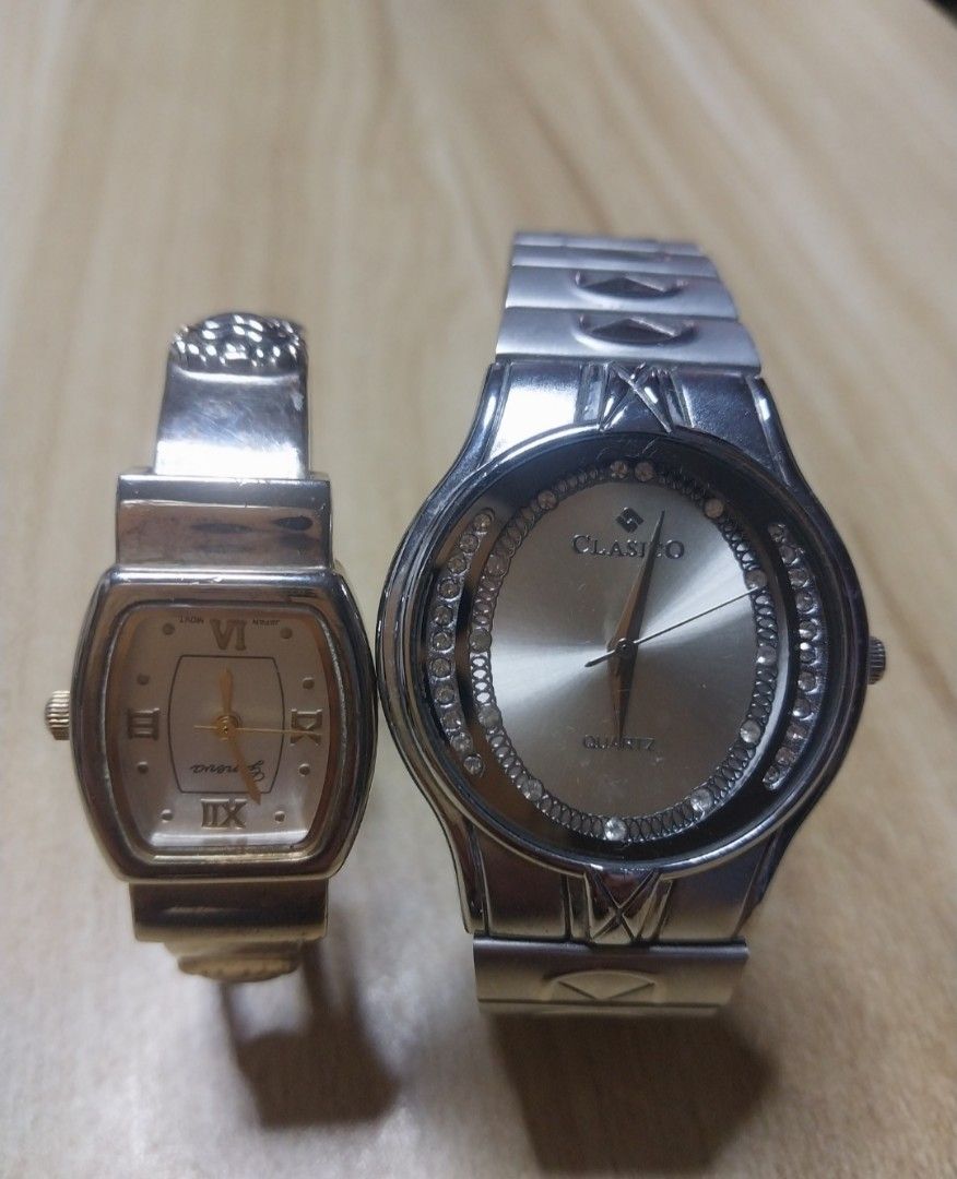 2 watches for 850 pesos (Category: Women's Watches) located in Pasig City. Submitted by carlosaini41 (Listing ID 1459999129, Image 1). Description: Clasico watch can fit to xl wrist ( 19 to 20cm brandnew Geneva bangle watch can fit upto xl wrist with signs of usage Good working condition with battery.