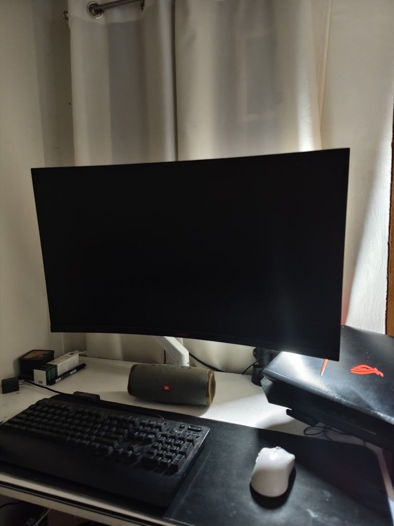 32' Monitor (Category: Desktops) located in Manila. Submitted by kentaro07 (Listing ID 1460102280, Image 1). Description: Nvision 165hz with box.