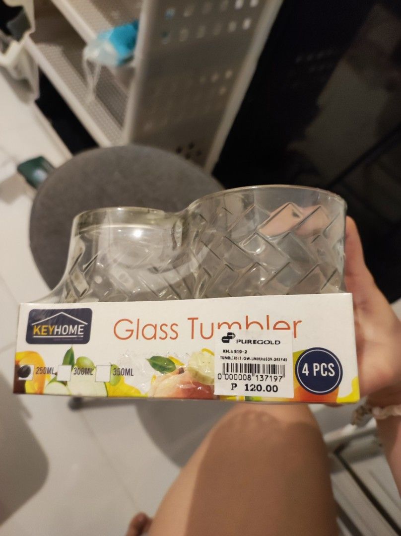 4 glass tumbler (Category: Dinnerware & Cutlery) located in Manila. Submitted by airen2906 (Listing ID 1459966175, Image 2). Description: rfs: bumili bagong gamit and wala ng space mod: lalamove (cod sf) mop: gcash.