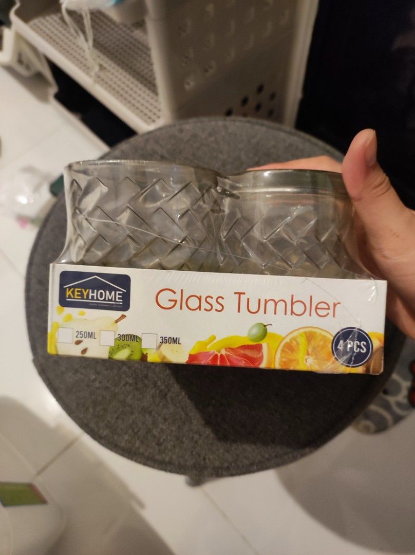 4 glass tumbler (Category: Dinnerware & Cutlery) located in Manila. Submitted by airen2906 (Listing ID 1459966175, Image 1). Description: rfs: bumili bagong gamit and wala ng space mod: lalamove (cod sf) mop: gcash.