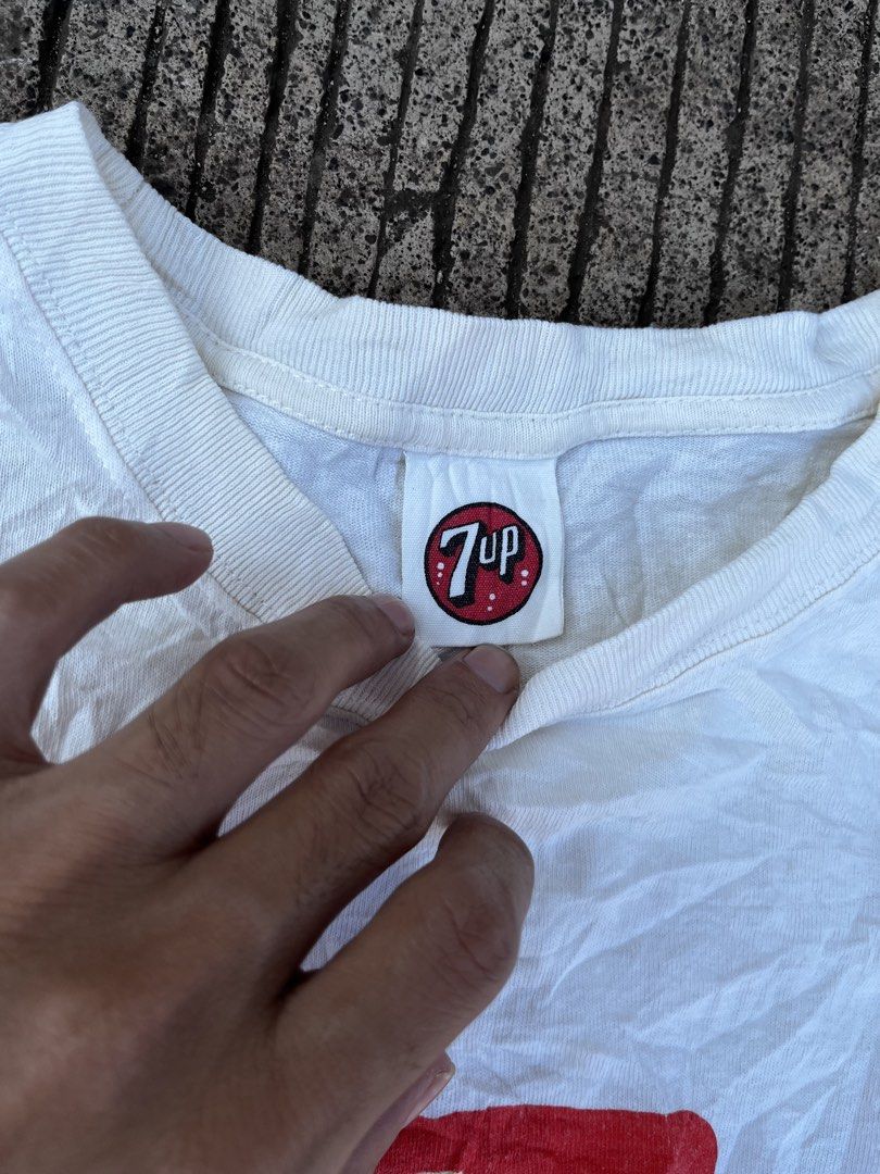 7UP (Category: Longsleeves) located in City of Isabela. Submitted by ibzagga (Listing ID 1460060672, Image 3). Description: 7UP “The Uncola” Graphic Long Sleeve T-ShirtSize: 26x19Condition: good, lightly worn with no stains or rips.Features the classic 1967 retro logo design.available. Check out my other listings for more clothes!.