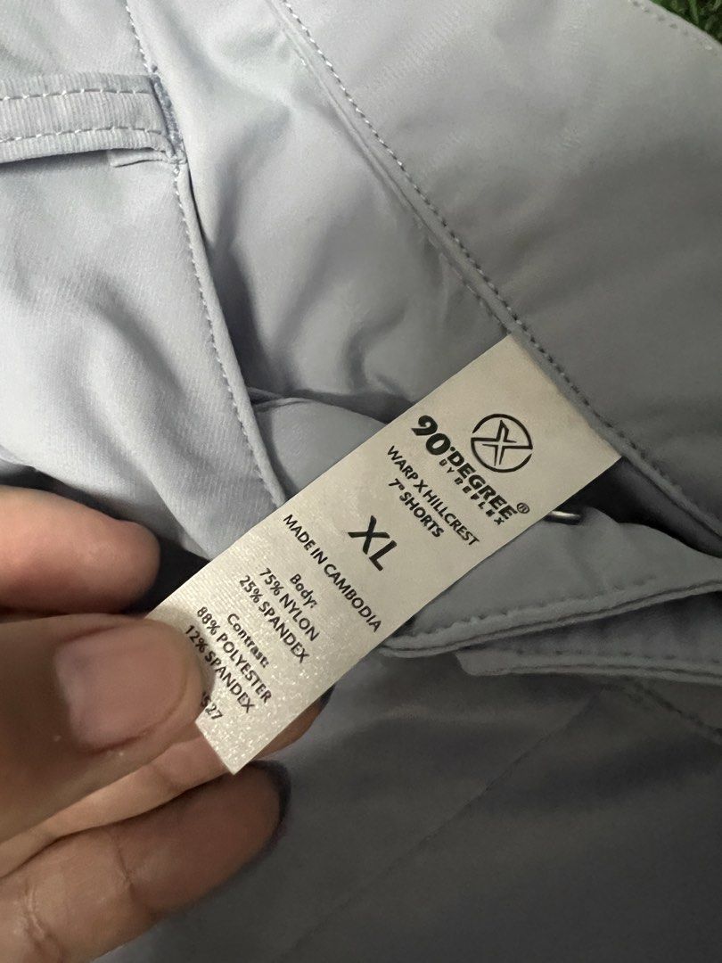 90 DEGREE BY REFLEX WARP X HILLCREST 7 SHORTS (Category: Shorts) located in Caloocan City. Submitted by gothrifted (Listing ID 1459965232, Image 3). Description: 90 DEGREE BY REFLEX WARP X HILLCREST 7 SHORTS - thrifted - dimes w: fits up to 38 length: 17 opening: 13 - 10/10 color rate - excellent condition *color may vary due to lighting .