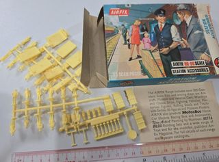 （分類：）位於 。 由 lee_garage_sale 提交（商品編號 1459980530，圖片 1）。簡介： 。