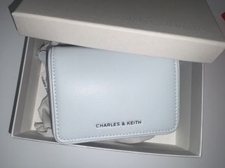 （分類：）位於 。 由 chaesie.88 提交（商品編號 1459960687，圖片 1）。簡介： 。