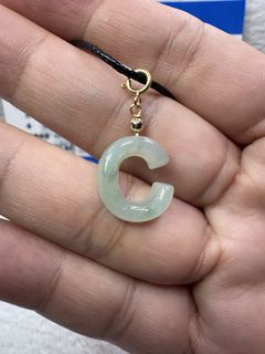 Jadeite jade pendants, necklaces, rings, charms, bracelets and accessories Collection item 1