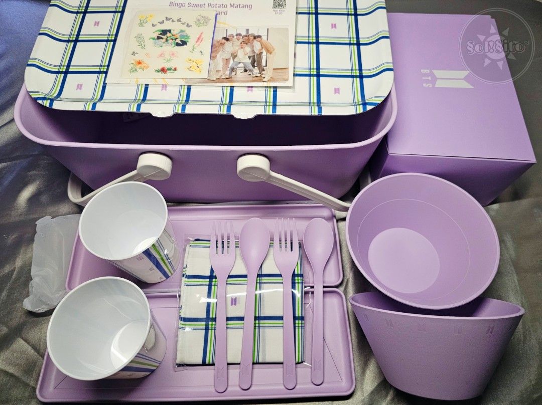 💯 MERCH BOX 2 PICNIC BASKET SET COMPLETE (Category: Everything Else Others) located in Gumaca. Submitted by solisitosells (Listing ID 1460049005, Image 1). Description: ✨💜 JJK BIRTHDAY SALE 💜✨ 🎉 SUPER STEAL PRICESSSS‼️ 🎉 💯 MERCH BOX 2 PICNIC BASKET SET ❤️ Sweet Potato Recipe card + Stickers + OT7 PC ❤️ Basket w Cover / tray plate ❤️ 2 Bowls ,2 Tray, 2 set Spoon and fork, 2 Cups 💵 Php 1999 payo | Php 2299 dop 📌 Details ✨ On-hand & ready to
