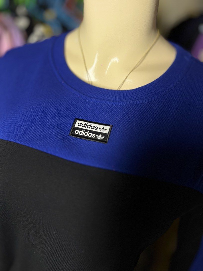 Addidas Originals (Category: Dresses) located in Bulacan. Submitted by heyitsmarf (Listing ID 1460065371, Image 2). Description: Can fit S-Semi L stretchable.