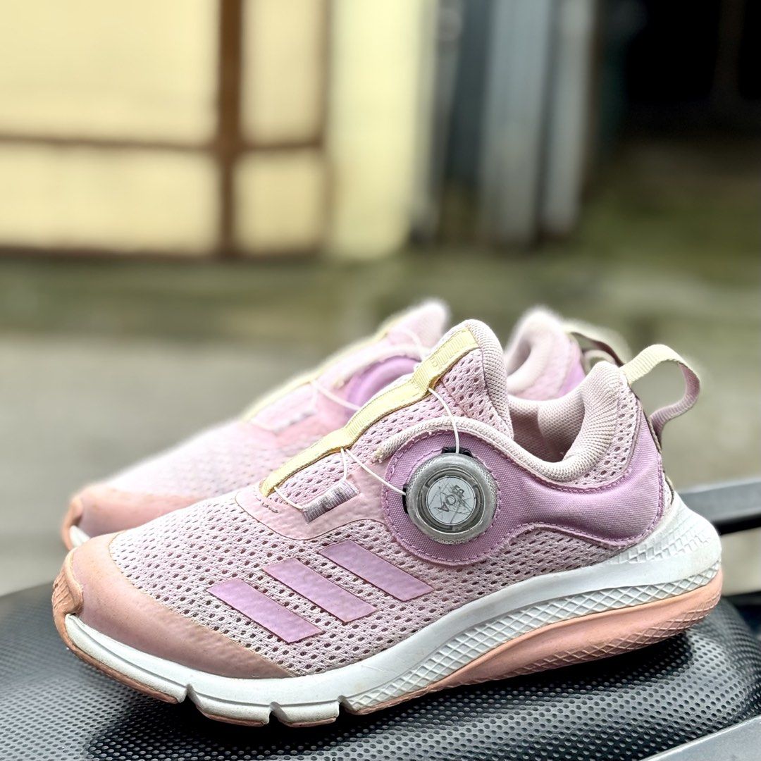 Adidas Active Flex BOA Kids Shoes (Category: Babies & Kids Fashion) located in San Fernando. Submitted by kickslocker (Listing ID 1460046441, Image 2). Description: - Pink Adidas Active Flex BOA shoes - Kids' size: 19.5cm - Features easy BOA lacing system - Perfect for active play - Plenty of wear left.