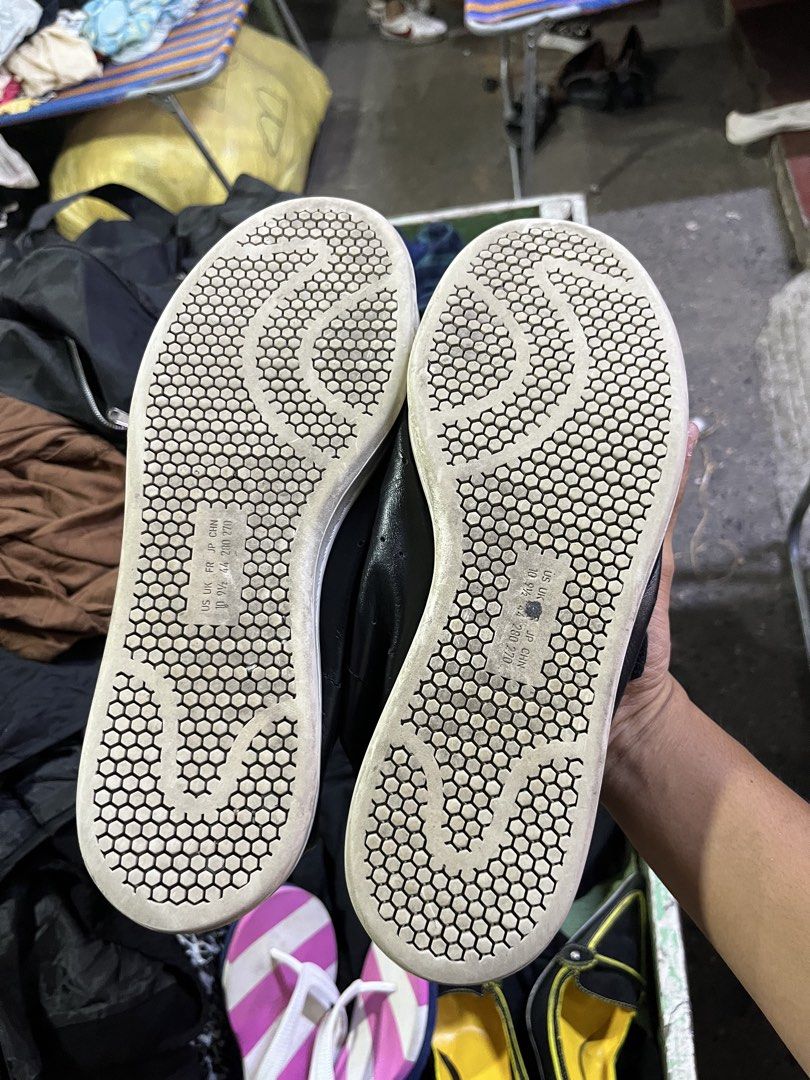 Adidas PU Y-3 Yohji Yamamoto Stan Smith Hook And Loop (Category: Casual Shoes) located in Iligan City. Submitted by thrift.homie9200 (Listing ID 1460060077, Image 3). Description: Size 10 US/44 FR EXCELLENT CONDITION NO ISSUE COLOR RATE: 9.5/10 or better LEATHER STRAP GOOD.