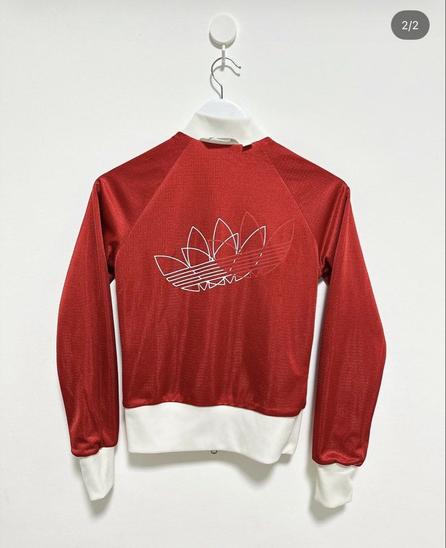 ADIDAS Reversible Jacket (Category: Coats, Jackets and Outerwear) located in Marikina City. Submitted by dr_thrifty (Listing ID 1460005185, Image 2). Description: W 16” L 21”.