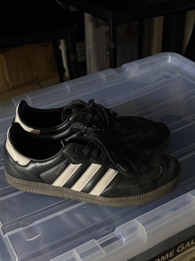 Adidas Samba OG (Category: Sneakers) located in Makati City. Submitted by i_declutter.mnl (Listing ID 1460034873, Image 2). Description: Adidas Samba in Black size 8 can fit up to 8.5 mens still smooth af what you see is what you get.