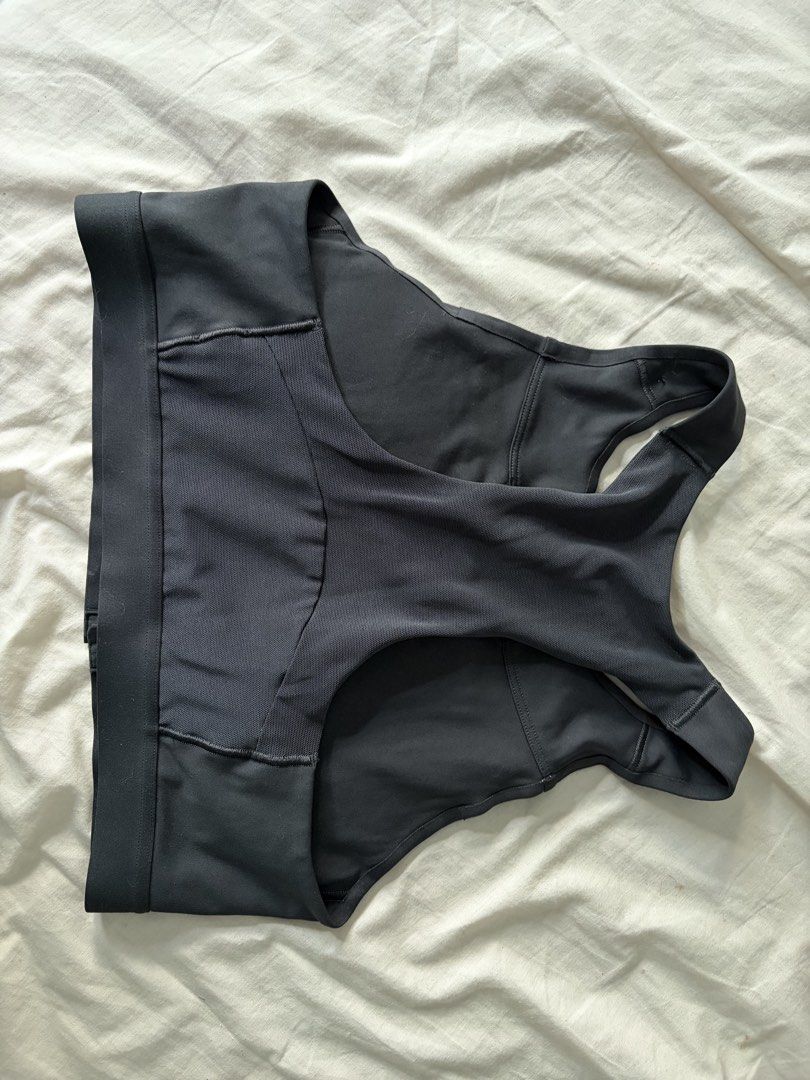 adidas sports bra (Category: Activewear) located in Mandaluyong City. Submitted by shopthegavins (Listing ID 1459953041, Image 3). Description: .