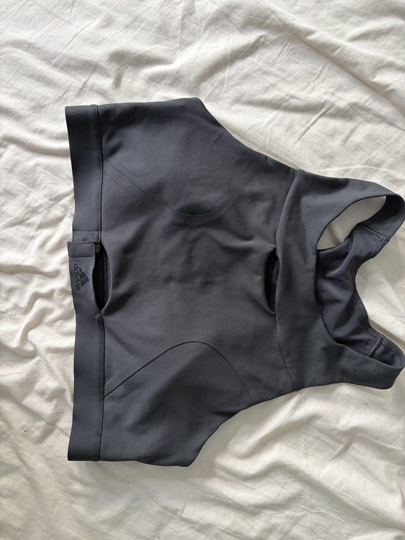 adidas sports bra (Category: Activewear) located in Mandaluyong City. Submitted by shopthegavins (Listing ID 1459953041, Image 1). Description: .