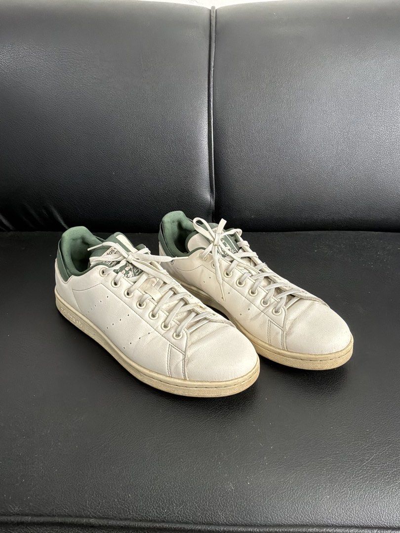 Adidas Stan Smith White Green (Category: Casual Shoes) located in Quezon City. Submitted by kyleher (Listing ID 1460017854, Image 2). Description: - Classic Adidas Stan Smith sneakers - White leather with green heel and tongue accents - Perfect for any casual outfit and everyday wear -no box.